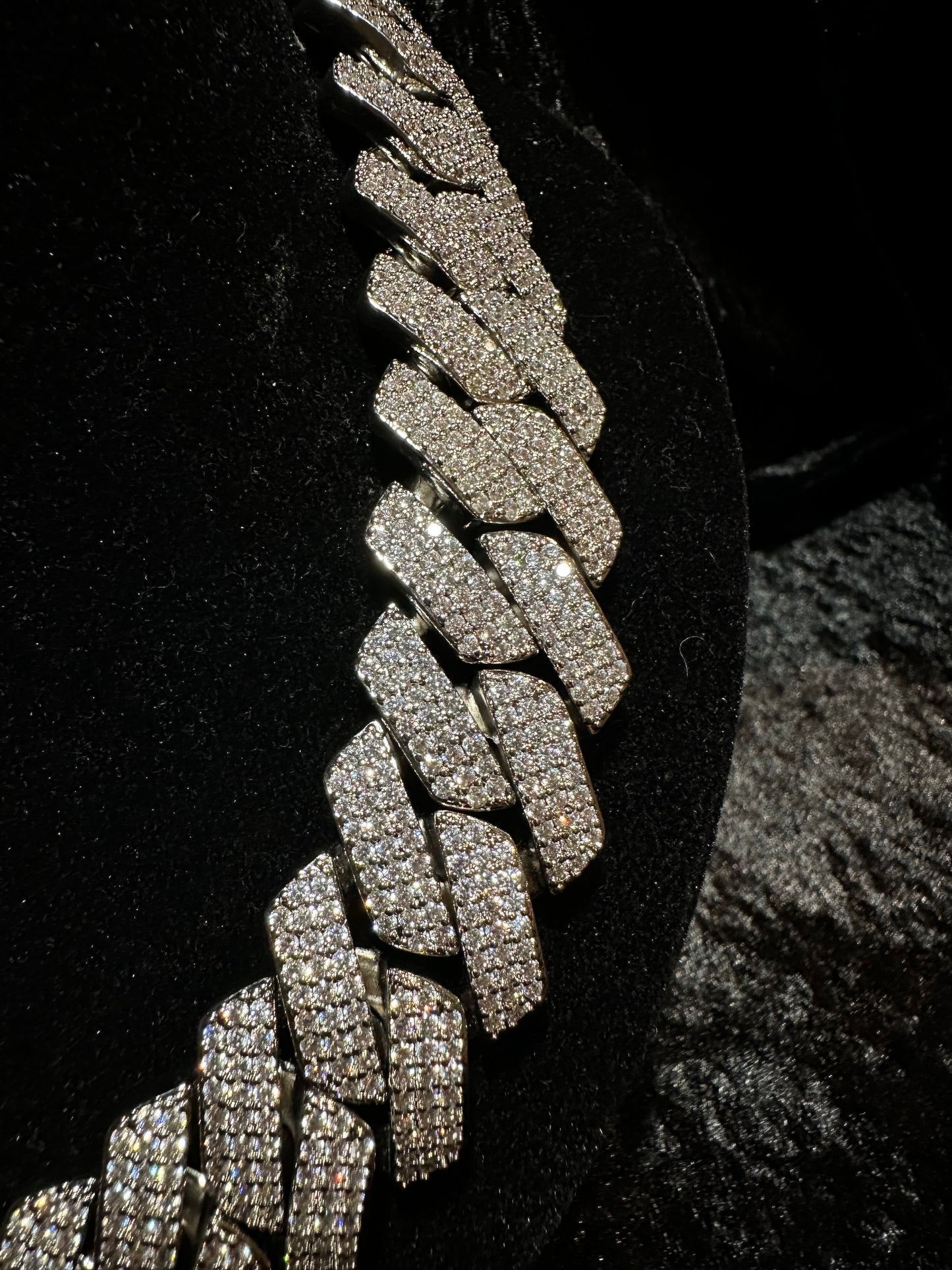 Silver Moissanites Cuban Link Chain 25mm 60cm