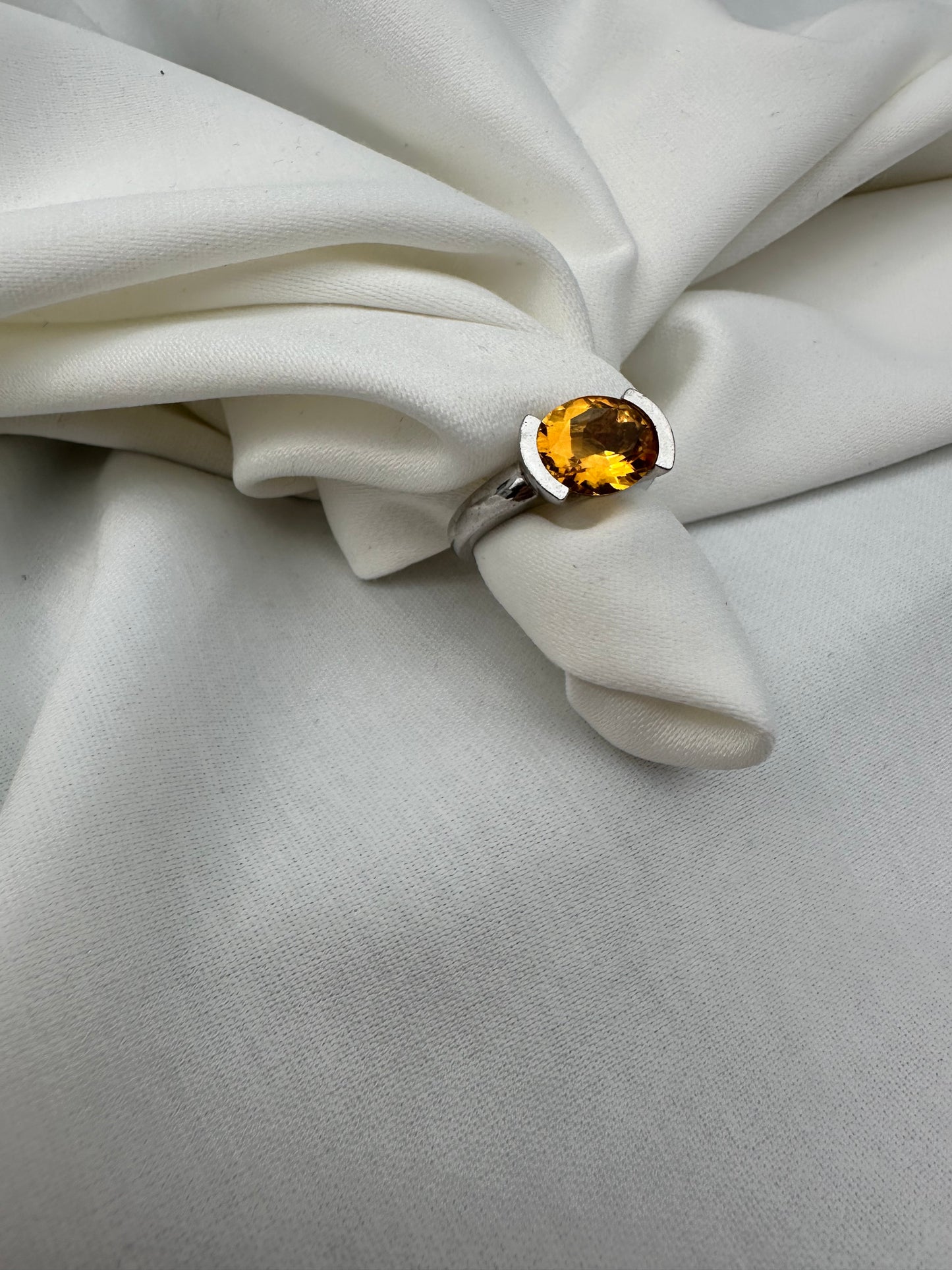 Woman’s Natural Citrine Ring Silver