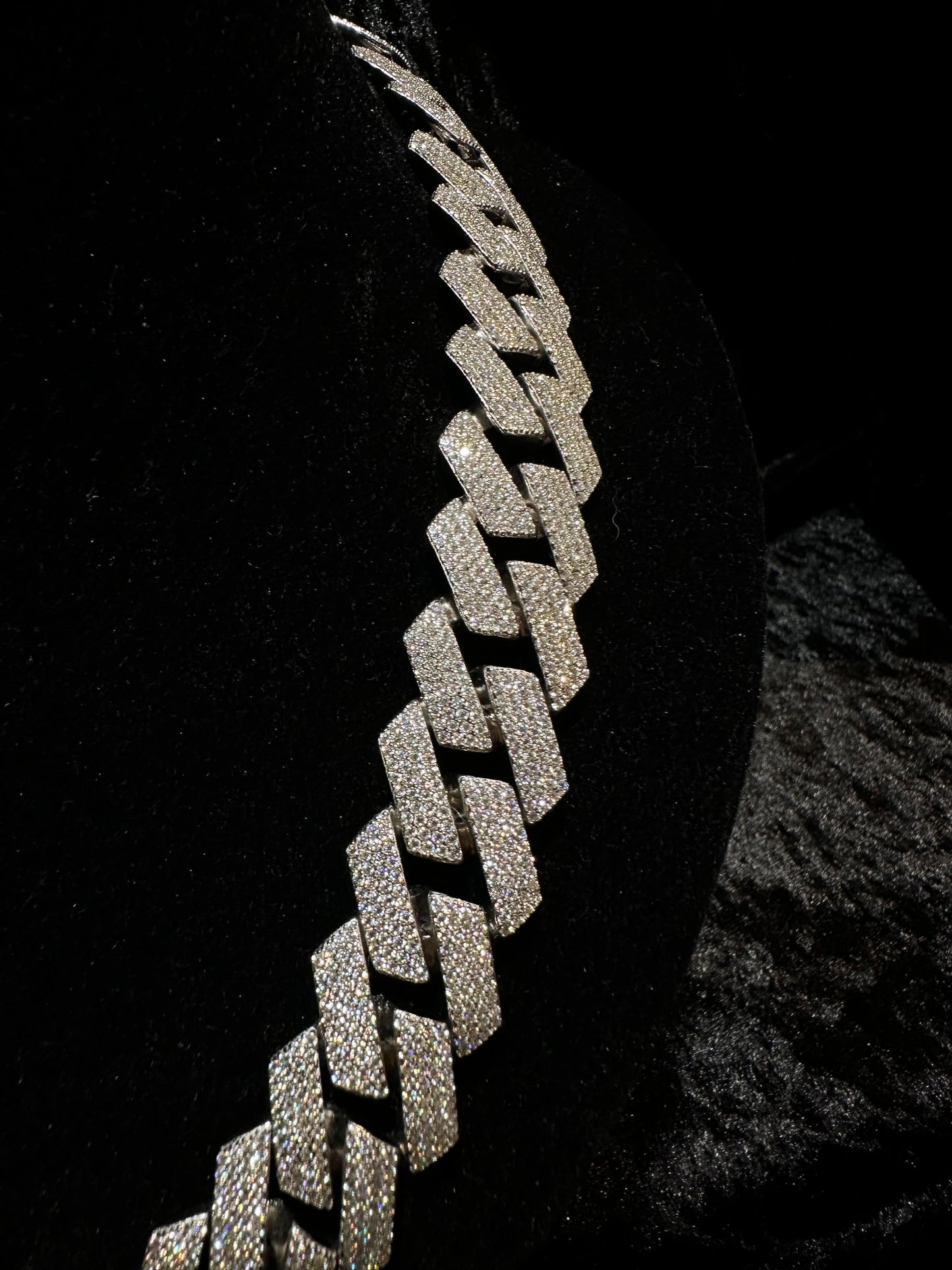 Silver Moissanites Cuban Link Chain 20mm