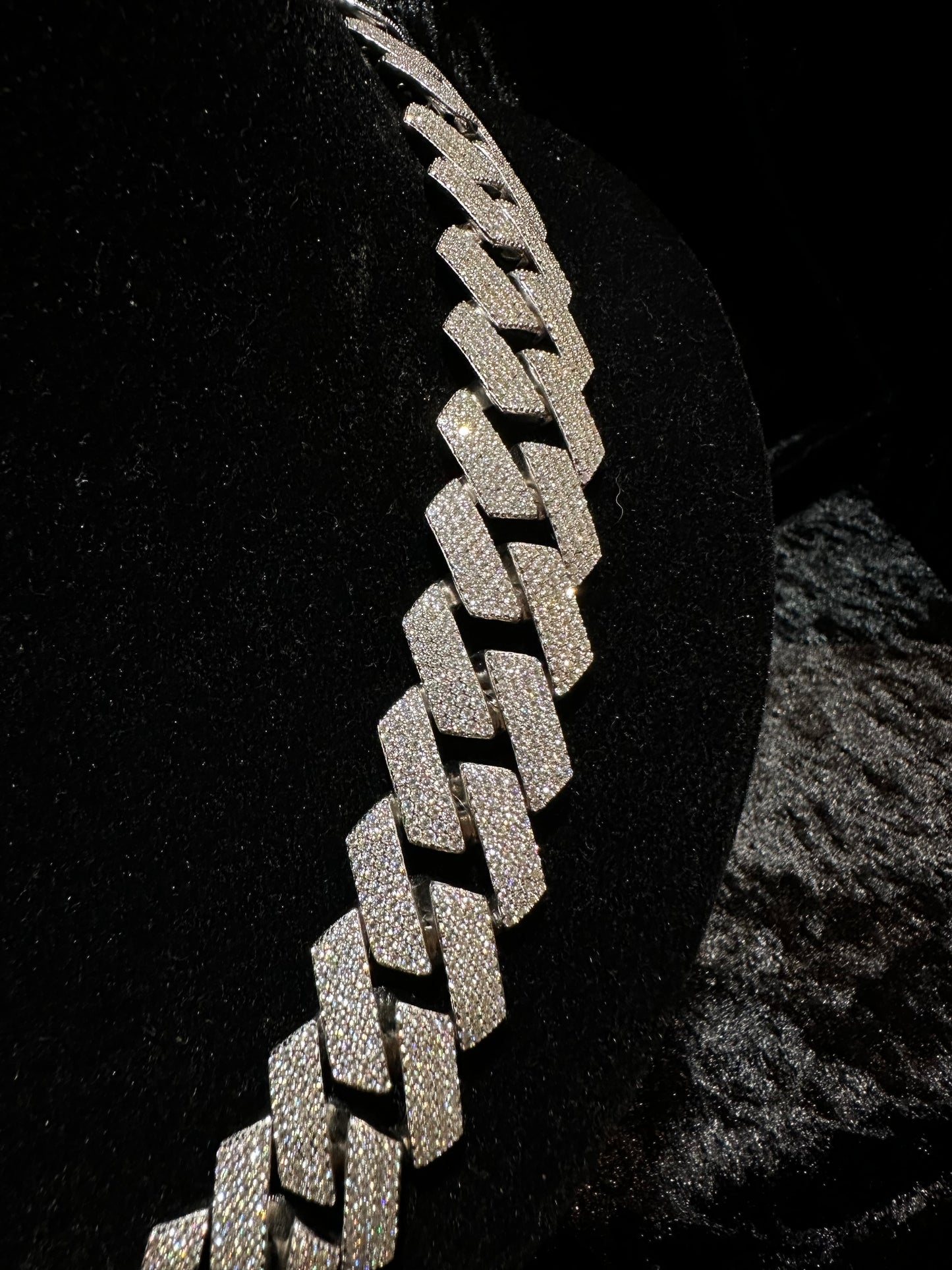 Silver Moissanites Cuban Link Chain 20mm