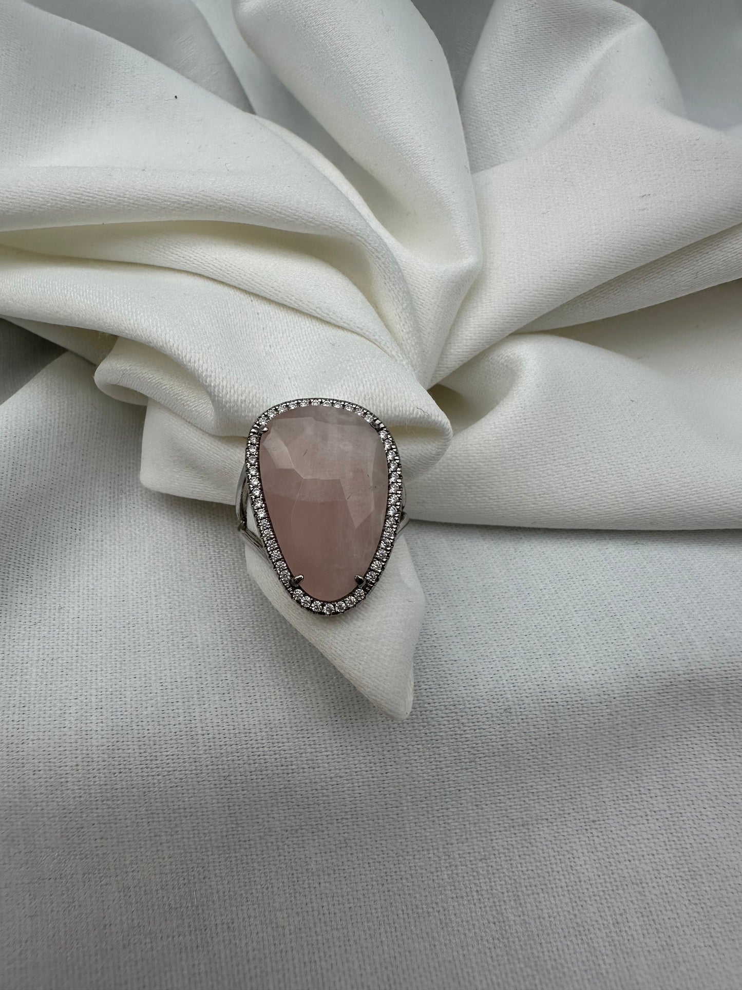 Rose Quartz Ring