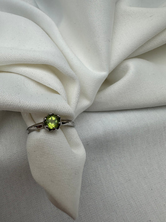 Silver Natural Peridot Ring