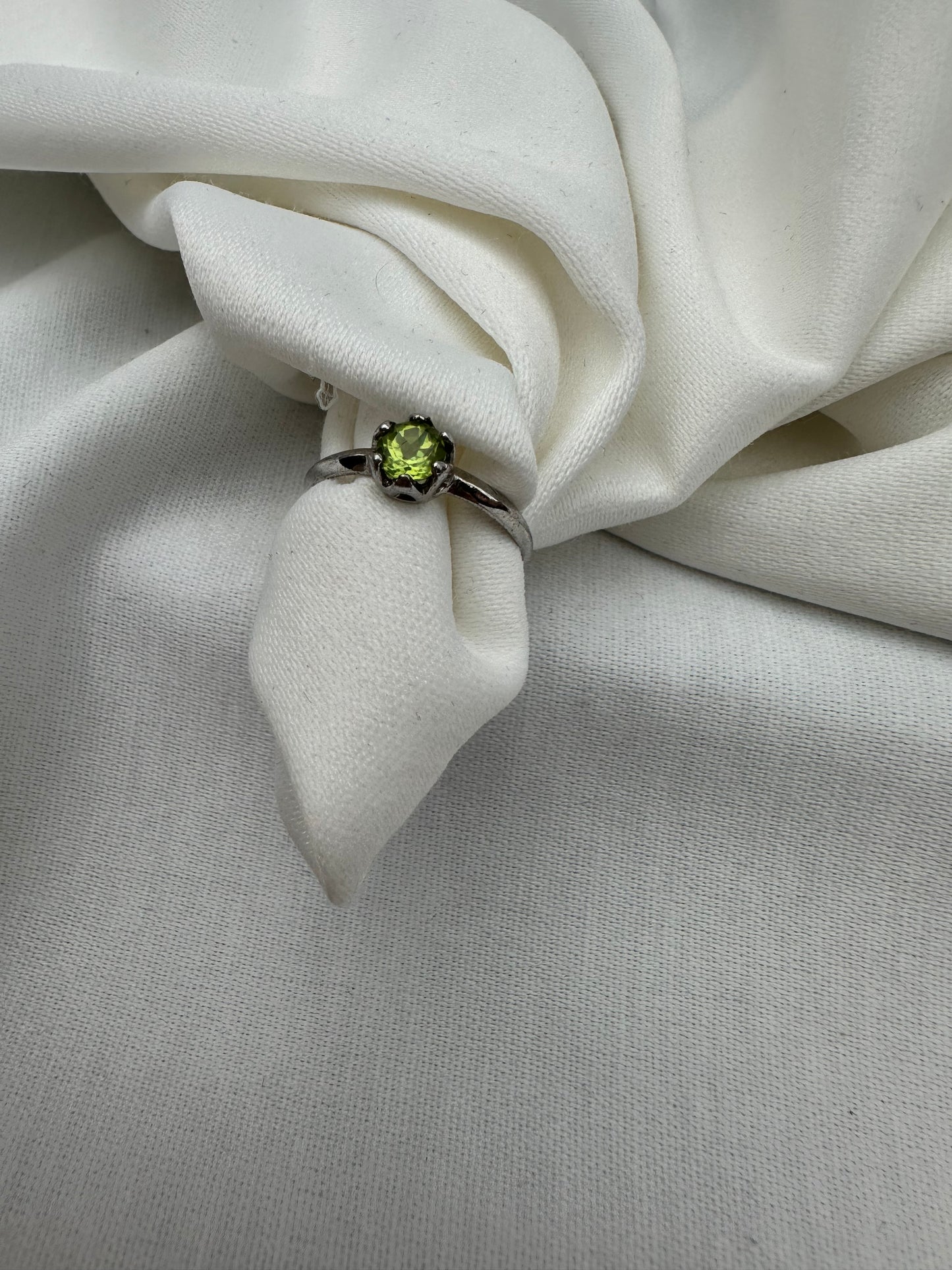 Silver Natural Peridot Ring