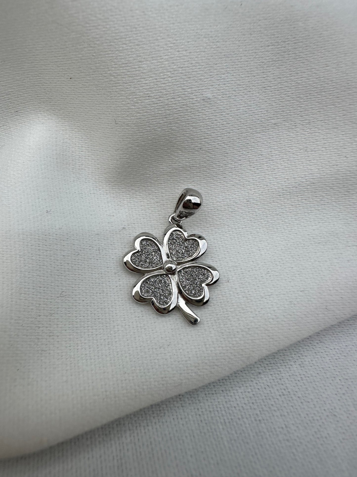 Silver Clover Pendant