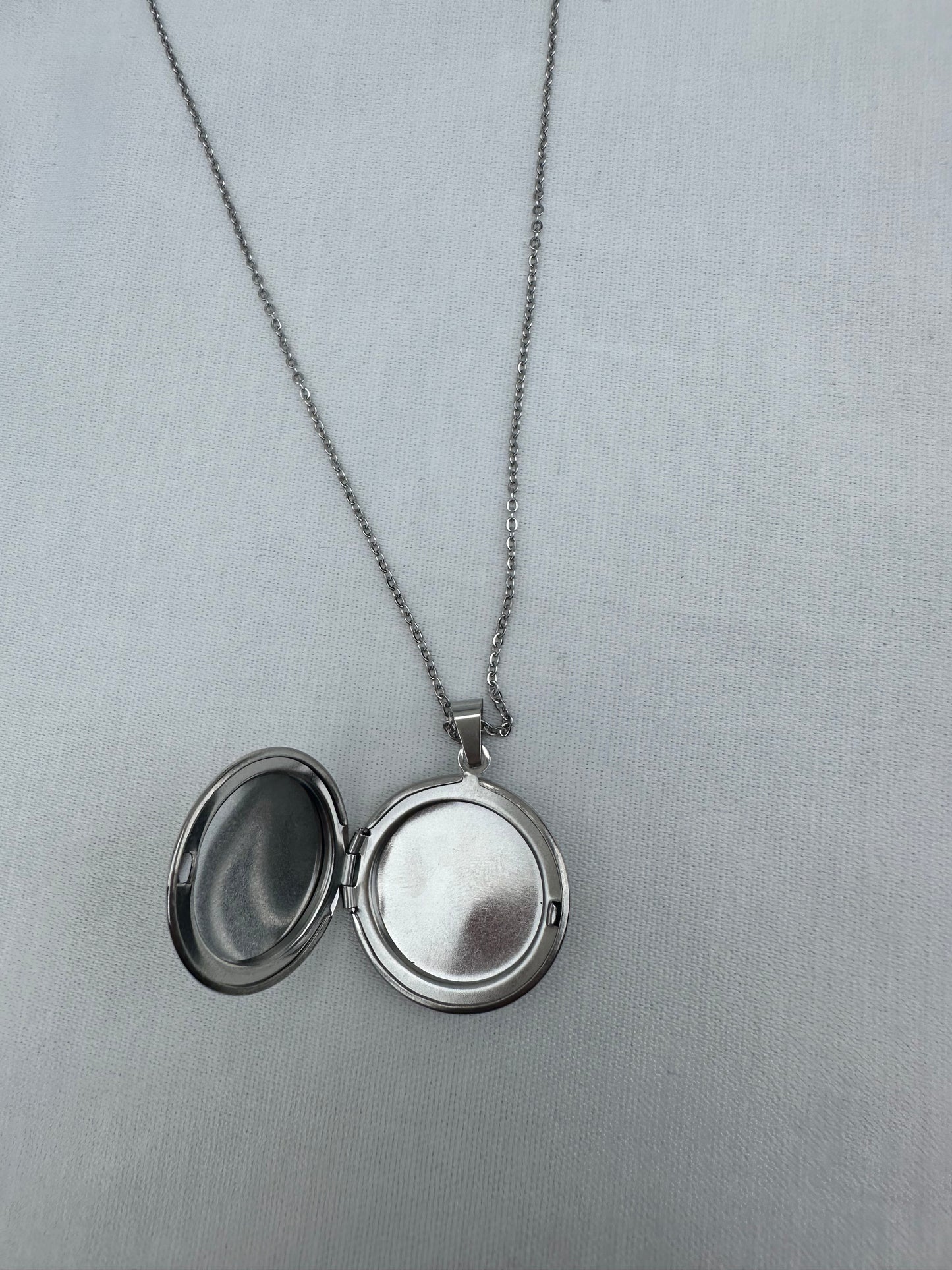 Silver Necklace picture included