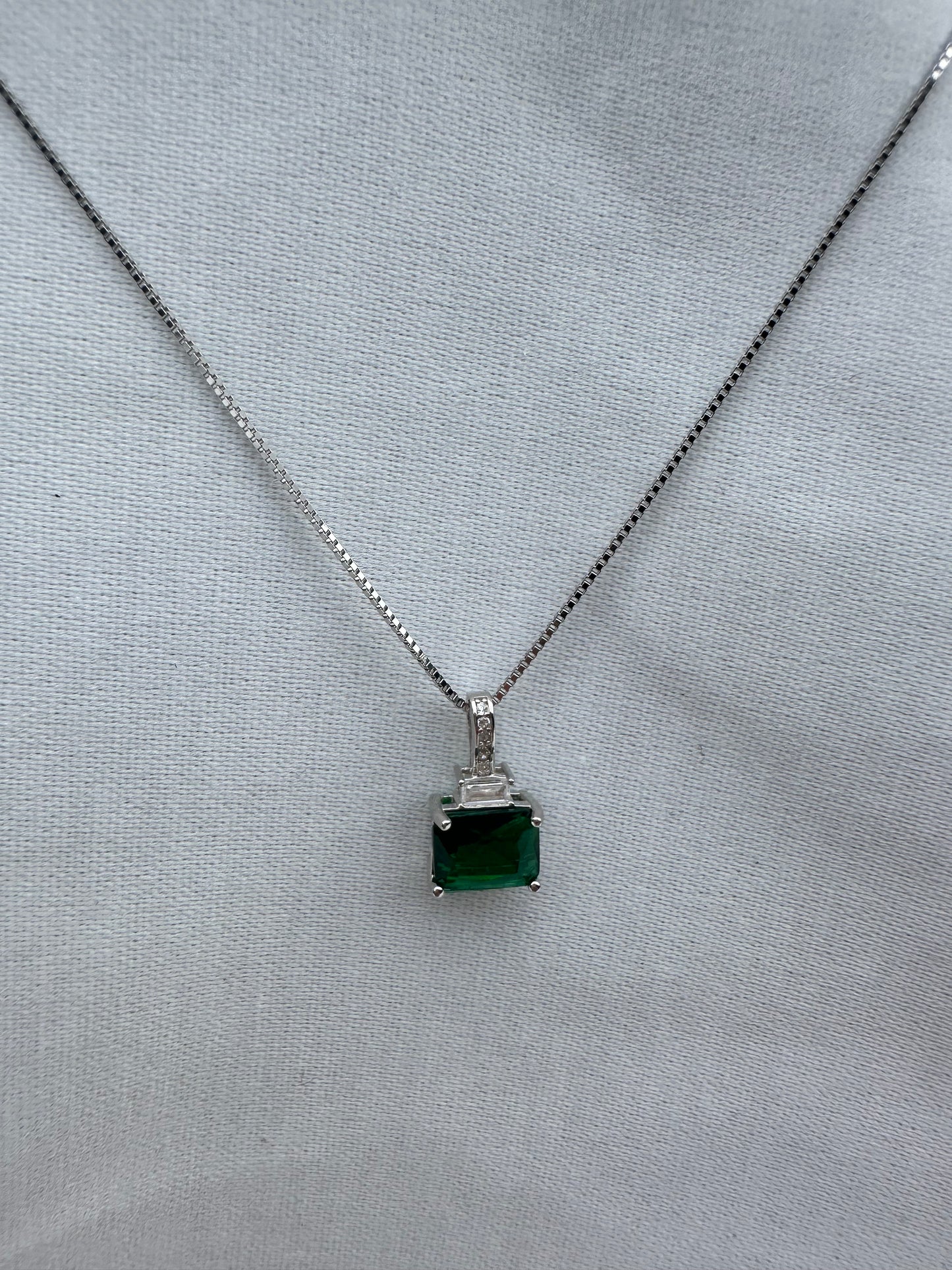 Silver Green necklace