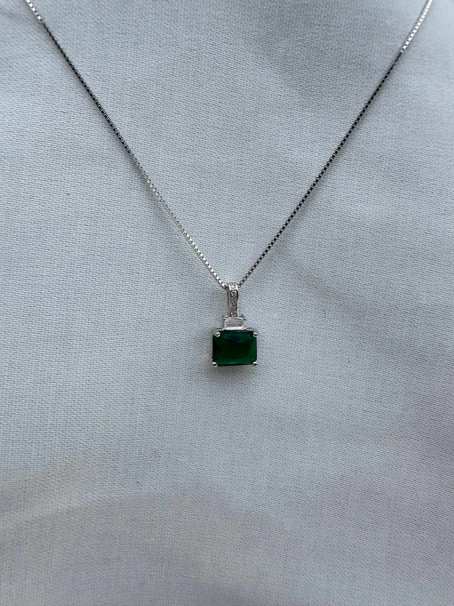 Silver Green necklace